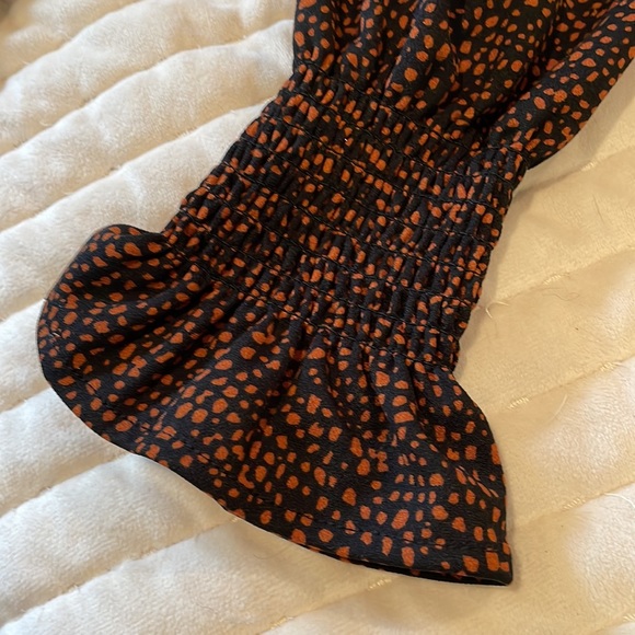 Sleek Black and Brown Print Long Sleeve Midi Dress! - Picture 6 of 13